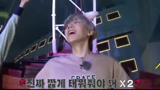 Baekhyun_Xiumin_قیافه بکی اخره خنده ستتتتتت ^_____^
