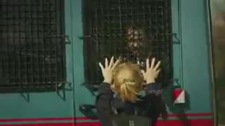 دانلود سریال ملکه شب قسمت 30