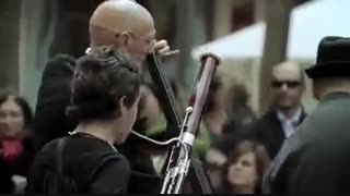 اجرای سمفونی نهم بتهوون در خیابان