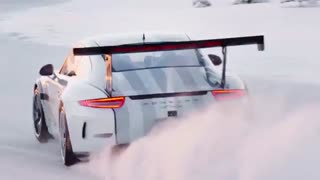 تجربه ی فوق العاده از سوار شدن پورشه در زمستان!!