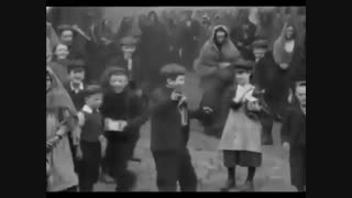 إنجلترا فی عام 1901  کما ترون، کان الحجاب لدى المسیحیین من ضمن ثقافتهم فی أوروبا