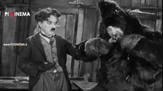 سکانس ورود به کلبه در فیلم جویندگان طلا(The Gold Rush,1925)