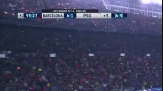 خوشحالی بازیکنان بارسلونا بعد از پیروزی دراماتیک مقابل پاری سن ژرمن 6 - 1