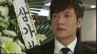 سکانسی از قسمت آخر سریال ۴۹ روز *میخواست خداحافظی کنه، برای همین موقتاً بیدار شد*