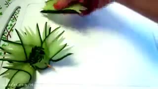 آموزش میوه آرایی - طرح گل با خیار