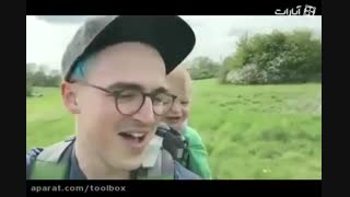 خنده این جوجه شونصد نفرو خندوند!!