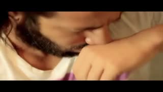 موزیک ویدیو بغلم کن از امیر تتلو که برای موسسه ی خیریه ی محک خوانده شد.