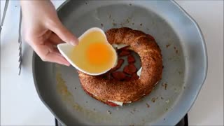 سیمیت تخم مرغ و سوسیس - غذا