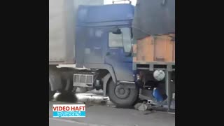 تصادف زنجیره ای در اتوبان قدیم تهران-قم