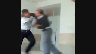 دعوای معلم و دانش اموز:)