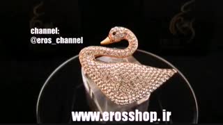 گل سینه نگین دار طرح قو سواروسکی (swarovski) - www.erosshop.ir