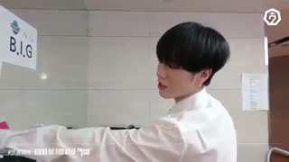 پشت صحنه اولین اجرای NEVER EVER از GOT7