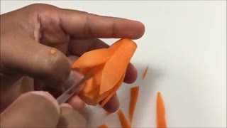 آموزش میوه آرایی - طرح گل با هویج