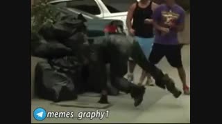 به این میگن اشغال نفهم 