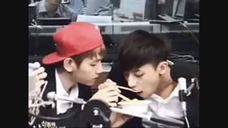 توضیحااات مهمه اکسوالاااHAPPY LUHAN DAY