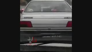 خخخخخ ماشین بسیجی هم رسید