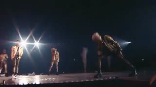 اجرای عالی اهنگ Dynamite از shinee