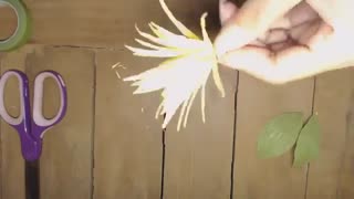 آموزش درست کردن گل کاغذی  بسیار زیبا وجدید-gelaree.com