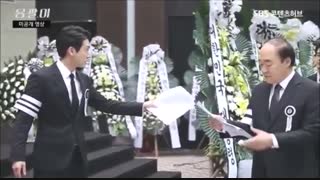 قسمت هایی از  جلسه فیلمنامه خوانی و پشت صحنه های سریال یونگ پال (تقدیمیِ تولد)