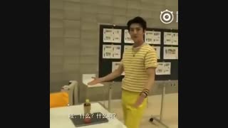 شعبده بازه کی بودی شما........