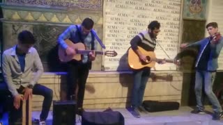 اجرای موسیقی در نزدیکی پارک ملت تهران