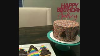 جشن دستشویی رفتن کودک برای بار اول بدون کمک