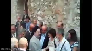 وقتی خاتمی با زنان ایتالیایی دست میدهد کسی نگران نمی شود اما وقتی تتلو از رئیسی حمایت می کند همه نگران می شوند !!!