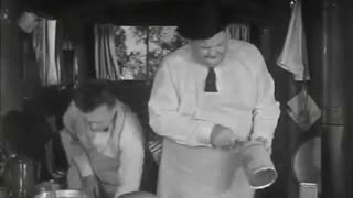 لورل و هاردی در کوهستان (دوبله)