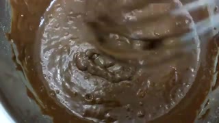 طرز تهیه کیک شکلاتی خوشمزه و ساده با نوتلا