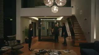 دانلود قسمت 18 سریال این شهر پشت سرت میاد با زیرنویس