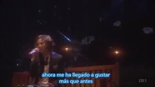 اجرای آهنگ زیبایunder an umbrellaاز جانگ گیون سوک