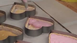 طرز تهیه موس کیک با تمشک و شکلات سفید