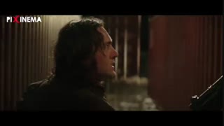 سکانس بتمن وارد میشود در فیلم بتمن آغاز می‌کند(Batman Begins,2005)
