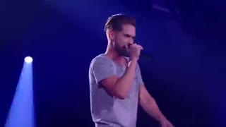 مسابقه خوانندگی عالیه یک دقیقه است  هیجان انگیز