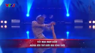 استعداد های درخشان ترسناک یک دقیقه است