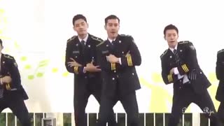 شیوون دونگهه چانگمین در سربازی واجرای sorry sorryسوپرجونیور