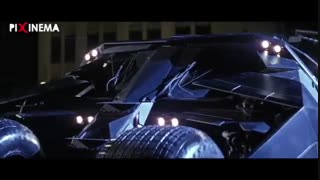 سکانس تعقیب و گریز در شهر در فیلم بتمن آغاز می‌کند(Batman Begins,2005)