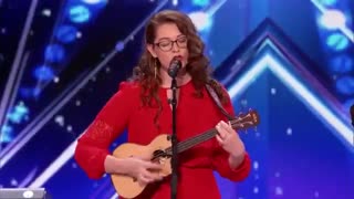 استعداد یابی آمریکا:وقتی  خواننده ناشنوا تحسین داوران در بر میدارد.