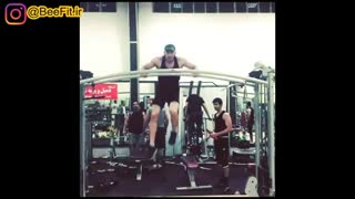 بارفیکس تمرینات ویژه مهدی طاهریان (مدل بین المللی )