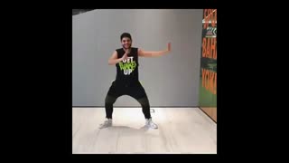 کلیپ زومبا(گروه ورزشی بی فیت زیر نظر مربیان با سابقه فدراسیون های ورزشی)