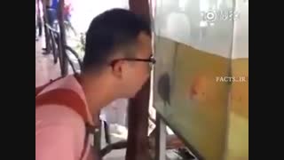 خخخخخخ عصابش خورد شد