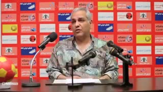 هنرنمائی مهران مدیری در نقش مربی فوتبال