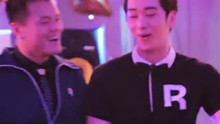 پشت صحنه ی آهنگ Classic Love