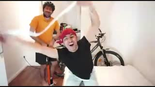 یه دابسمش خیلییییییییی خنده دار