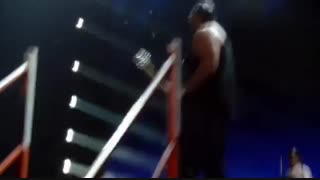 در تمرینات آخرین تور مایکل جکسون(This is it): آهنگ Black or White سال ۲۰۰۹