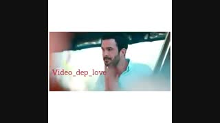 لطفاهرکی اینستا دارهـ به اخرین پستم سربزنه وکامنت انگلیسی بزاره تاز بلاکی دربیام اینم ادرسش  x_rosha@