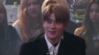 ریکشن جهیون ان سی تی و بلک پینک به جیغ وداد اکسوالها :))) جنی انگار اصن خوشش نیومده :))))exo-blackpinck-nct127-اکسوال-exol