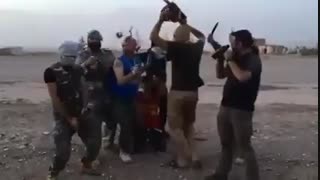 رقص گروهی داعش رو ندیده بودیم که دیدیم ولی خعلی باحاله من یکی که حال کردم