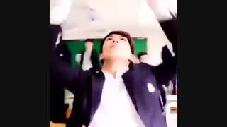 تاثیر اکسو روی دانش آموزان و معلمشون  ولی واقعا کیا این شکلی هستن  EXO