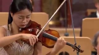 اجرای هنرمندانه و بی نظیر قطعه Applemania توسط "Soyoung Yoon"